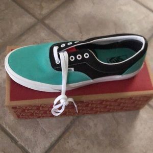 Canvas vans